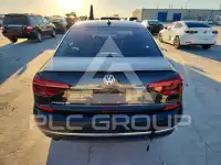 2017 Volkswagen Passat фото