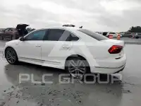 2017 Volkswagen Passat photo