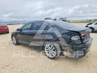 2017 Volkswagen Passat фото