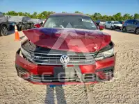 2017 Volkswagen Passat photo