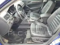 2017 Volkswagen Passat photo