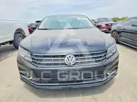 2017 Volkswagen Passat фото