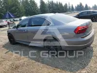 2017 Volkswagen Passat фото