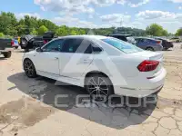 2017 Volkswagen Passat фото