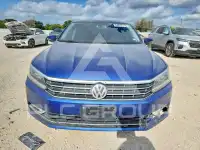 2017 Volkswagen Passat фото