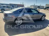 2017 Volkswagen Passat photo