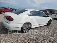 2017 Volkswagen Passat фото