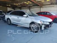 2017 Volkswagen Passat фото