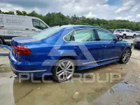 2017 Volkswagen Passat photo