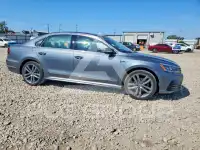 2017 Volkswagen Passat photo