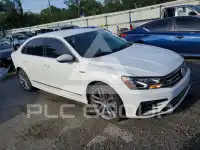 2017 Volkswagen Passat фото