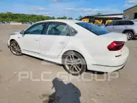 2017 Volkswagen Passat фото