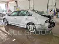 2017 Volkswagen Passat фото