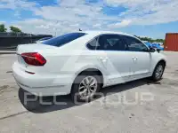 2017 Volkswagen Passat photo