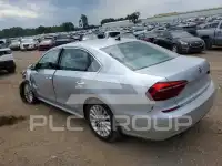 2017 Volkswagen Passat photo