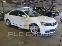 2017 Volkswagen Passat фото