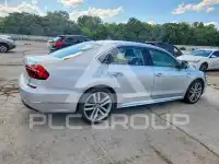 2017 Volkswagen Passat фото
