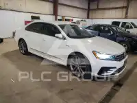 2017 Volkswagen Passat photo