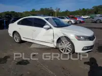 2017 Volkswagen Passat фото
