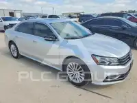 2017 Volkswagen Passat photo