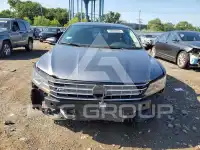 2017 Volkswagen Passat photo