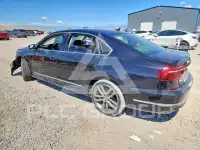 2017 Volkswagen Passat фото