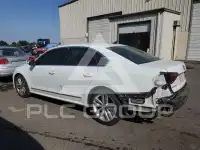 2017 Volkswagen Passat фото