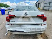 2017 Volkswagen Passat фото