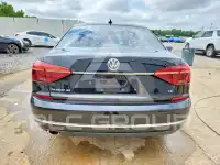 2017 Volkswagen Passat photo