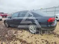 2017 Volkswagen Passat photo