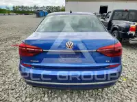 2017 Volkswagen Passat фото