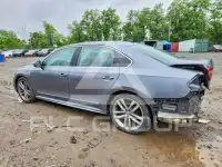 2017 Volkswagen Passat photo