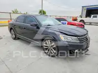 2017 Volkswagen Passat фото