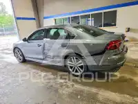 2017 Volkswagen Passat фото