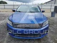 2017 Volkswagen Passat фото
