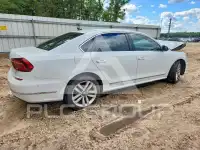 2017 Volkswagen Passat photo
