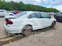 2017 Volkswagen Passat фото