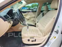 2017 Volkswagen Passat photo