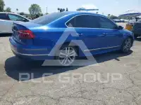 2017 Volkswagen Passat фото