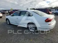 2017 Volkswagen Passat фото