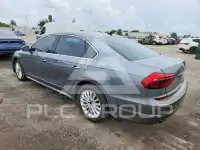 2017 Volkswagen Passat фото