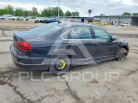 2017 Volkswagen Passat фото