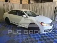 2017 Volkswagen Passat photo