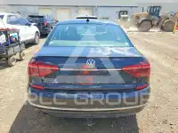 2017 Volkswagen Passat фото