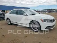 2017 Volkswagen Passat photo