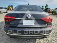 2017 Volkswagen Passat photo