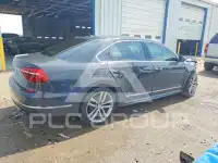 2017 Volkswagen Passat фото