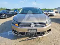 2017 Volkswagen Passat фото