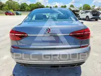 2017 Volkswagen Passat фото