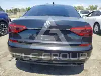 2017 Volkswagen Passat фото